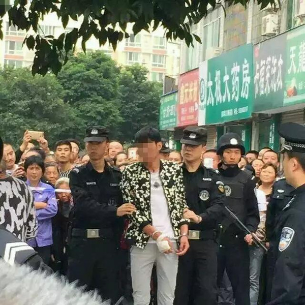 为罗江警方迅速破案点赞 杀人案件也引人深思