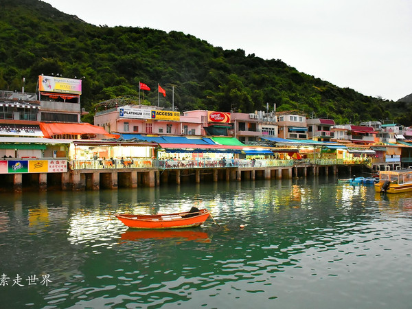 去南丫岛吃海鲜贵嘛_穿越香港南丫岛：探访周润发儿时放牛的地方