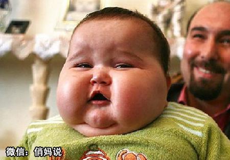 15个月女宝体重36斤 医生一句话问出发胖谜
