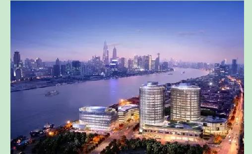 在一众滨江板块之中,杨浦东外滩曾有过灿烂的文明,却也在现代发展中落