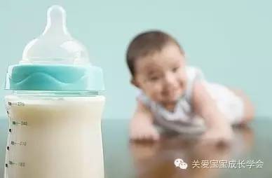 7个月宝宝喝奶喝出肾结石!奶粉冲不对也会出大