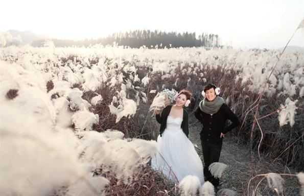 冬季婚纱照图片_婚纱照风格