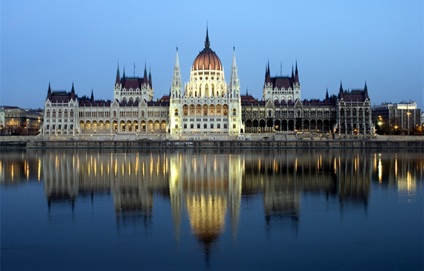 留学匈牙利:感受布达佩斯美景汇