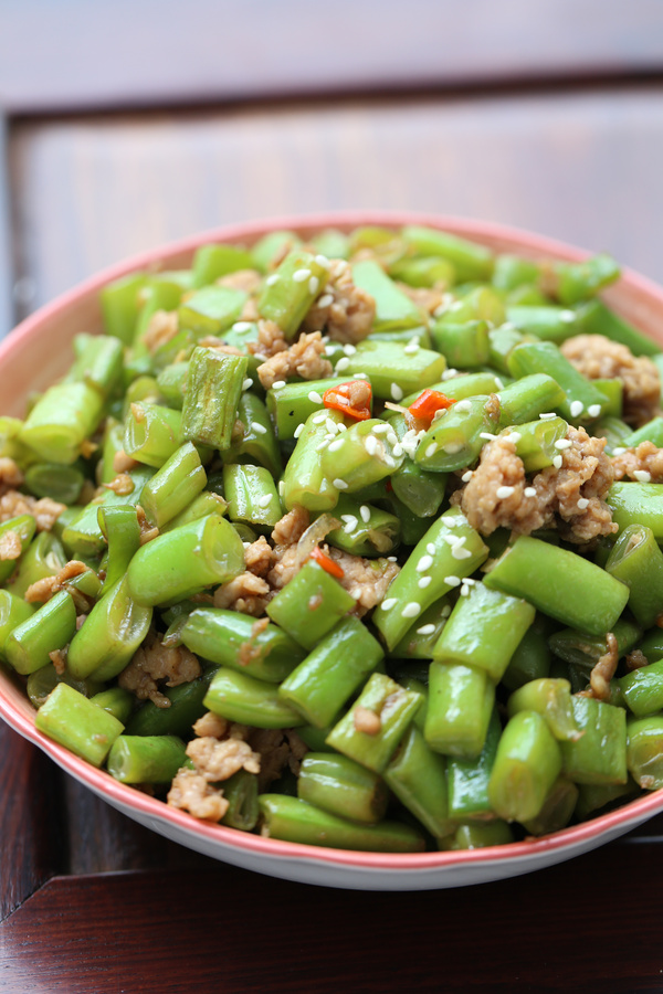 最家常的送饭菜-鱼香肉沫四季豆