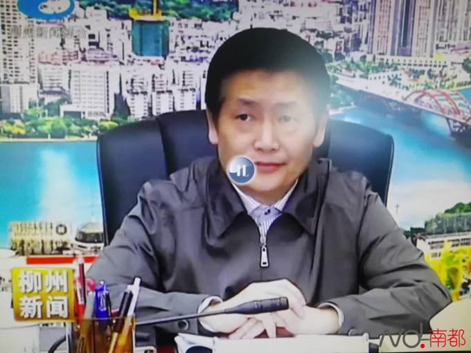 广西柳州市长散步时坠河身亡 同行秘书情况不