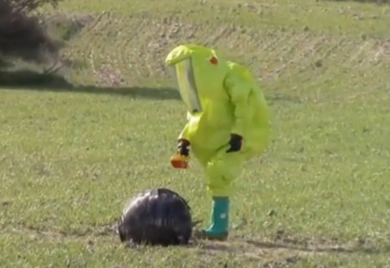 西班牙天降神秘黑球 人造产物或天堂来客引猜测