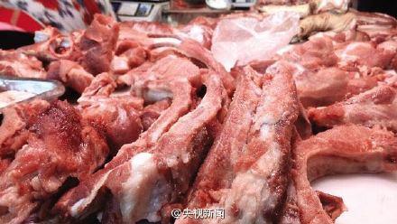 肉贩用硼砂保鲜猪肉 一抹肉质变鲜变嫩(图)