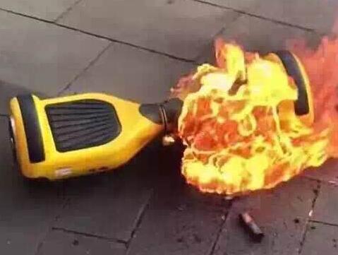 电动扭扭车爆炸起火与电池组有关