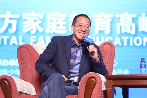 俞敏洪对话窦桂梅:家庭教育中家长需要做什么【嘉宾主持】昕原知名