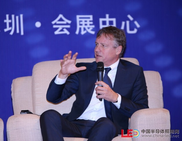 爱思强总裁兼ceo martingoetzeler目前照明市场发展势头有所放缓，形成这种局面