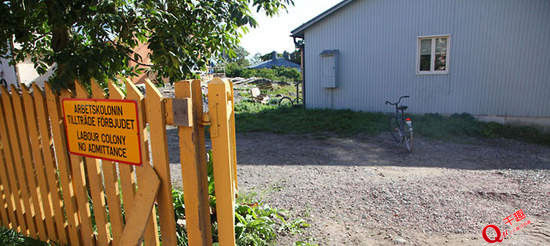 芬兰的suomenlinna ,是没有围墙的"开放式监狱".
