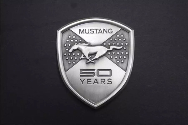 中国官方50周年纪念车标,打造你与mustang的专属野范.