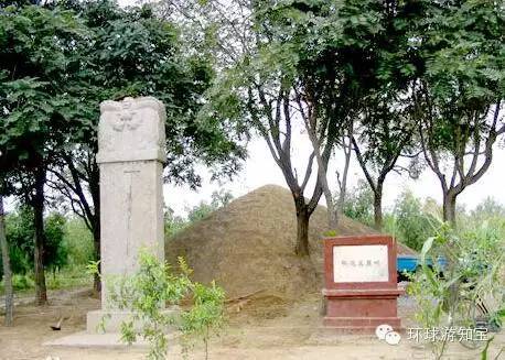 和珅生前确实曾在河北蓟州(今蓟县)修建了豪华墓地,民间称之为"和陵"