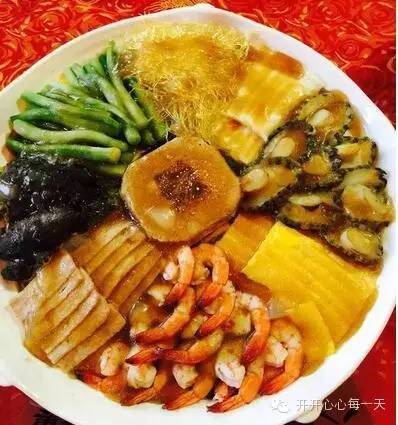 "八仙过海闹罗汉"是孔府喜庆寿宴时的第一道名菜.