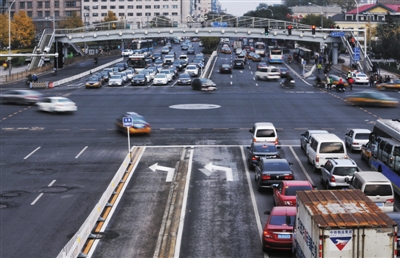 北京长安街四路口新增左转车道