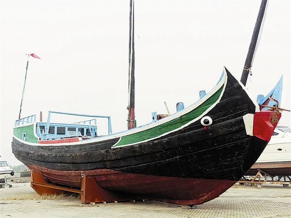私人藏家捐出国内现存最大古木帆船 排水量80吨