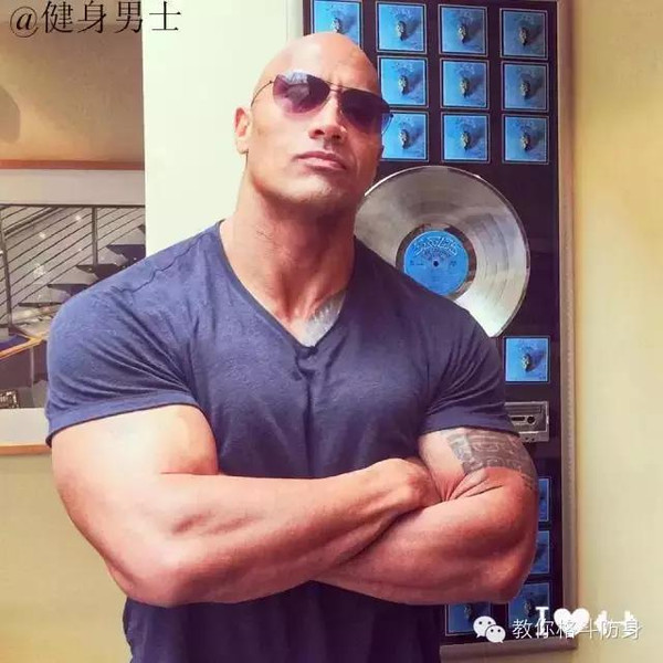 硬汉强森被称为巨石可不只是因为壮