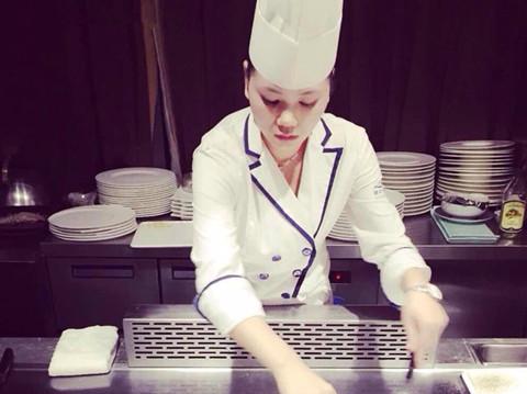 没有美女是铁板烧+厨师问题解决不了的天鹅变美女图片