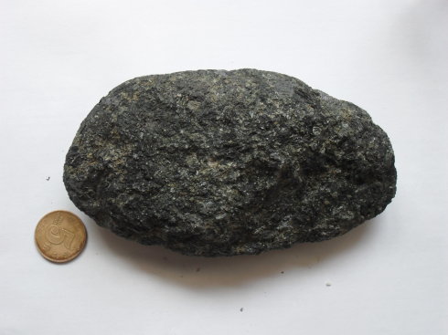 最珍贵的陨石_开眼 一块黑石头竟然价值百万