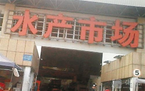 杭州神秘土豪花120万买大闸蟹到钱塘江放生(图)