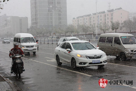 (焦龙飞 摄) 受小到中雪影响的主要路段有: 京哈高速(g1)辽宁绥中图片