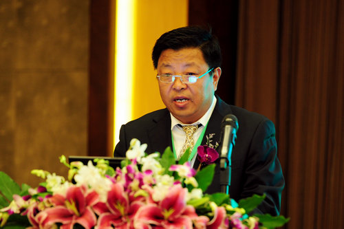 中合三农集团有限公司董事长任怀深现场发言