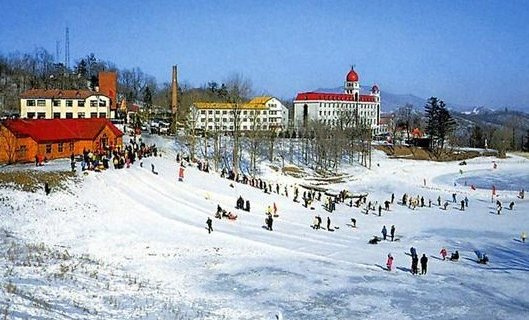 哈尔滨最近的滑雪场——平山神鹿滑雪场