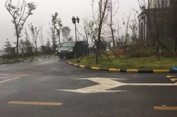 济南中海国际发生人质劫持案 4人死亡