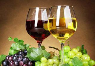红葡萄酒与白葡萄酒的三点区别