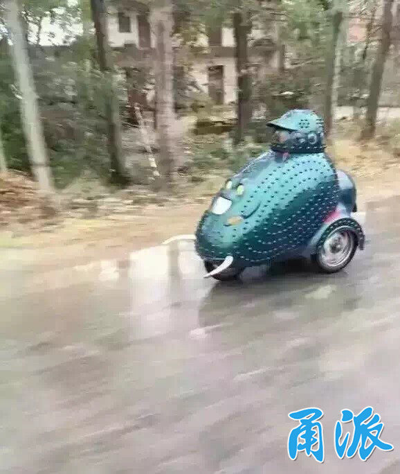 长獠牙的”怪兽车“搞笑上路 恐涉非法改造