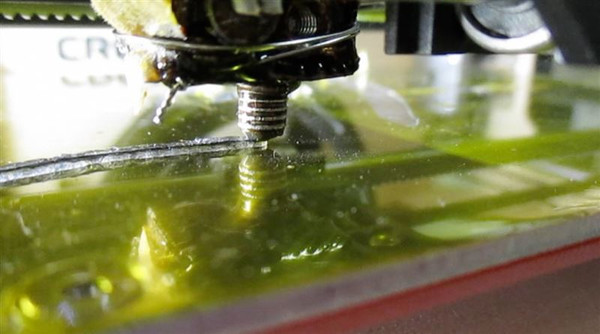 日本成功开发碳纤维复合材料3D打印机