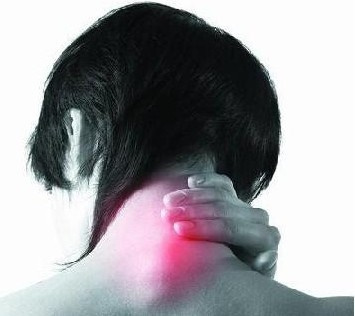 如何保护颈椎,防止关节错位?