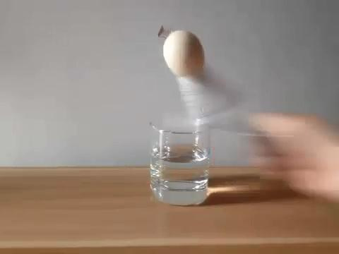 王颢:有趣的科学小实验-鸡蛋跳水