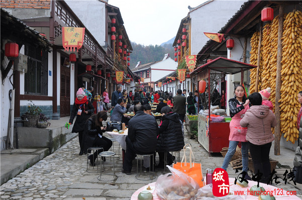 张良故地山傍水 留侯老集展新姿