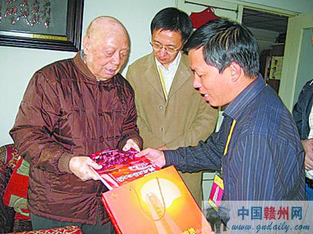 于都人张耀祠一辈子只做一件事保卫毛主席