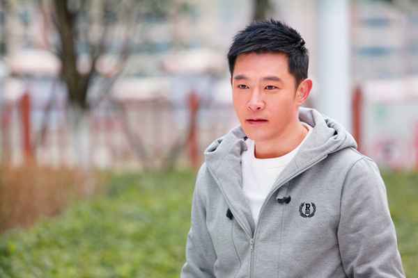 黄维德《婚姻攻防战》造型逆龄 网友:年轻20岁