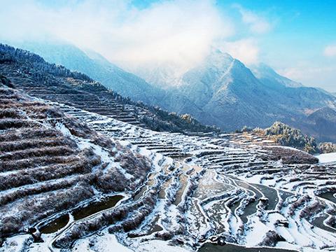 雪坡海鲜_重庆年底冬季旅游全攻略18景点赏雪滑雪玩个够