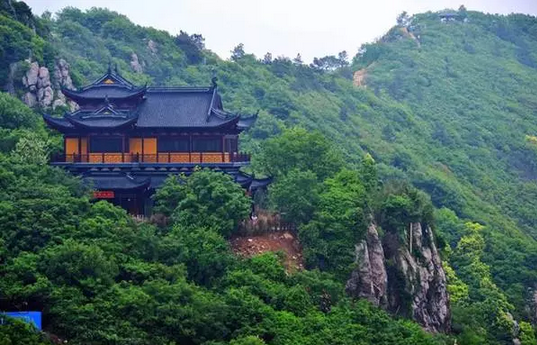 tips:自驾约16分钟 图@阿斯达 大阳山还有不少景点,是苏州最早