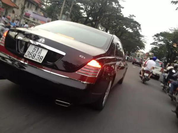贫民窟的豪车,越南街头亮瞎了