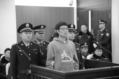 七旬老妇店内遇害 嫌犯被羁押7年多后无罪获释
