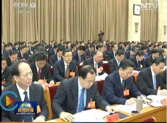 而据知情人向政知局(微信ID:bqzhengzhiju)透露,从苏州回到南京后的李学勇,就开始收拾自己待了5年的省长办公室。