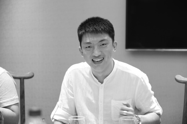 专题:访谈100名80后影视制作人之吕游