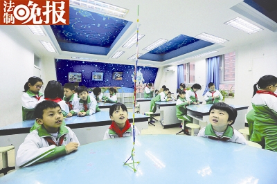 北京因雾霾停课 家长欲自筹款为教室安装净化器