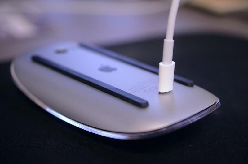iPhone电池保护套引发问: 苹果设计怎么了?(组