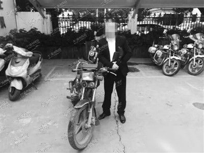 男子20年前花5万买摩托当婚车 被盗12年后找回
