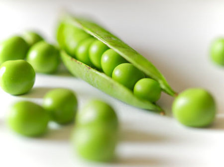 坐月子能吃豌豆吗 月子期间宜多吃豆制品