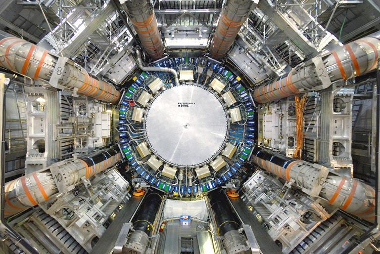 欧洲粒子加速器设备科幻到爆(组图),世界上最大
