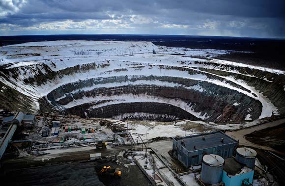 俄罗斯政府开绿灯，强烈欢迎世界各地的矿工来俄罗斯挖矿