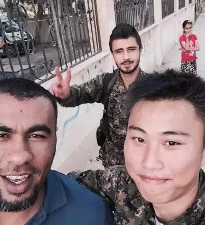 [国际] 中国90后小伙远赴叙利亚打击isis(双语)