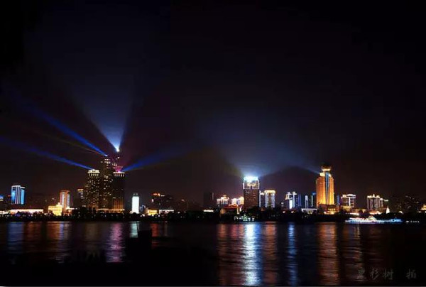中国海鲜城市_美丽中华中国夜景最美的十大城市排行榜,大连榜上有名